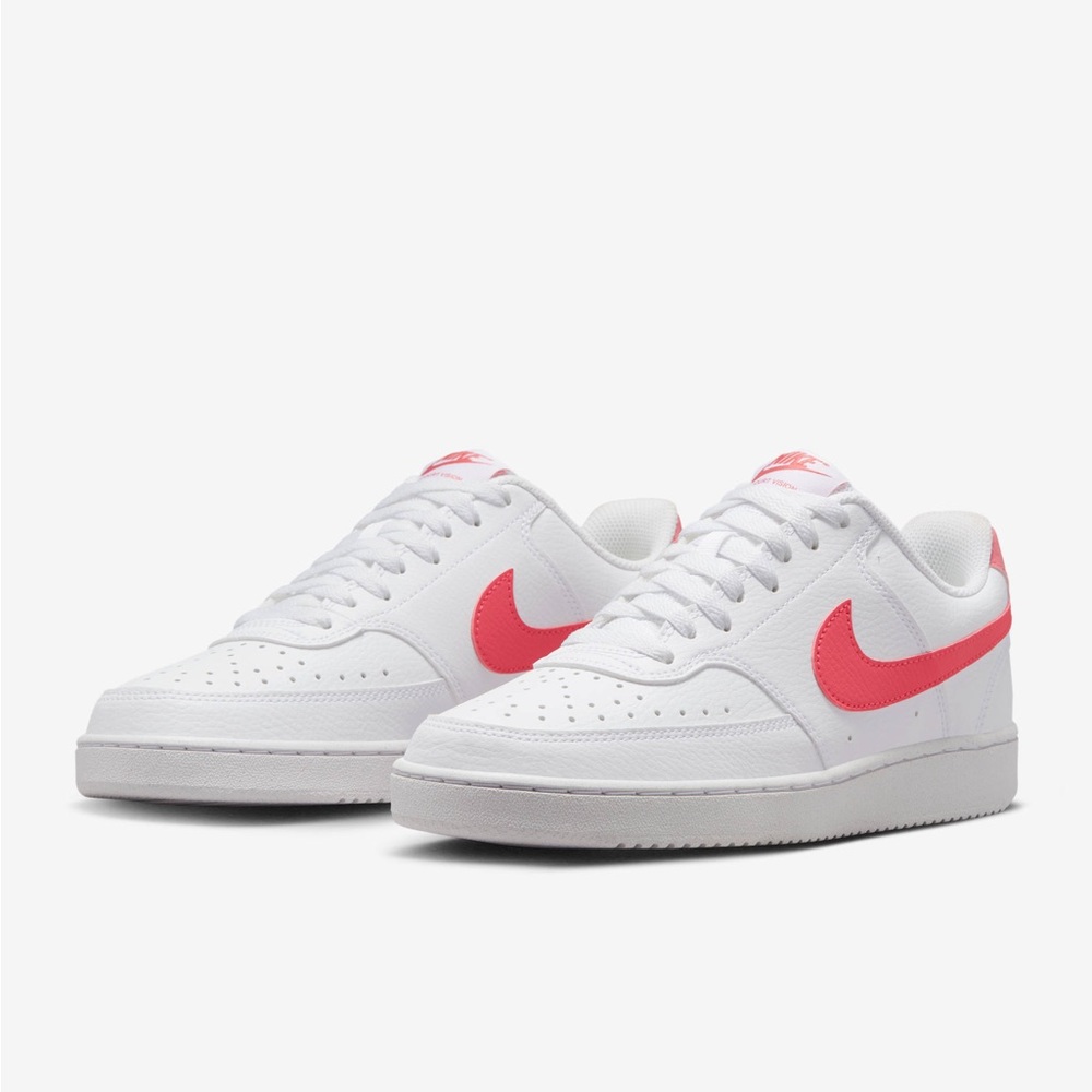 Nike Court Vision Low in White/Sea‎ Coral